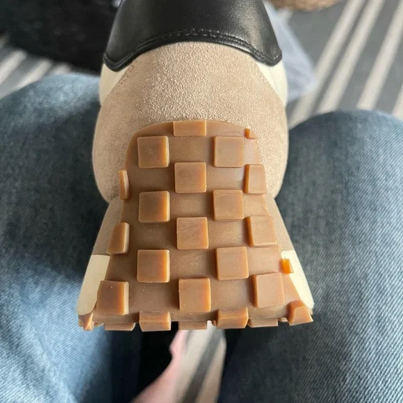 Veronica Beard Valentina 4 Ripstop slip on - Picture 3 of 9